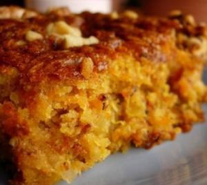 Постный кекс с цитрусовыми, морковью и яблоком