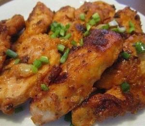 Куриное филе в яично-томатном соусе