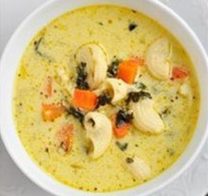 Сырно-молочный суп с овощами и макаронными изделиями