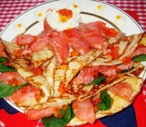 Блинчики с малосольной форелью