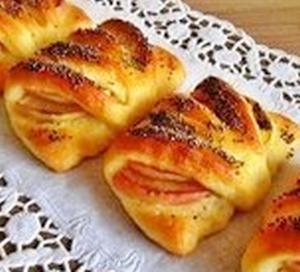 Конвертики с яблоками из творожного теста