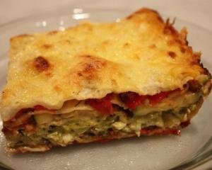 Лазанья с пряностями и соусом Бешамель