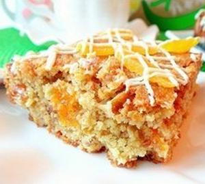 Мультизлаковый пирог с орехами и курагой
