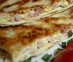 Ёка - гениальный сырный омлет в лаваше