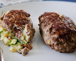 Зразы с картофельной начинкой