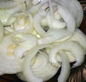 Маринованный лук