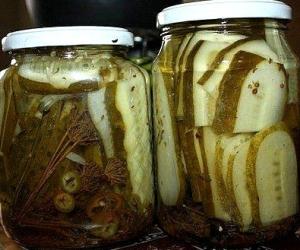 Огурцы маринованные для сэндвичей