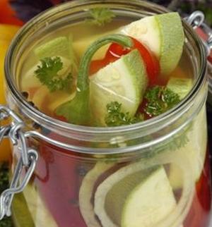 Кабачки маринованные острые на зиму